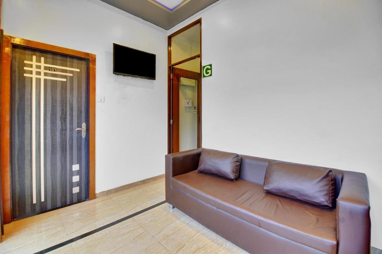Flagship 83490 Hotel Bently Palace Mumbai Exterior foto